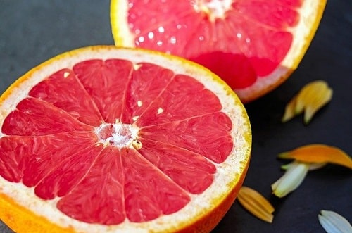 grapefruit-Citrus Fruits Rich in Vitamin C